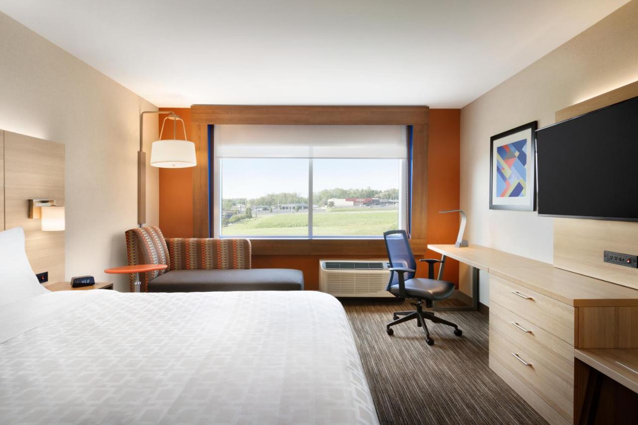 Holiday Inn Express & Suites - Milwaukee West Allis By Ihg Extérieur photo